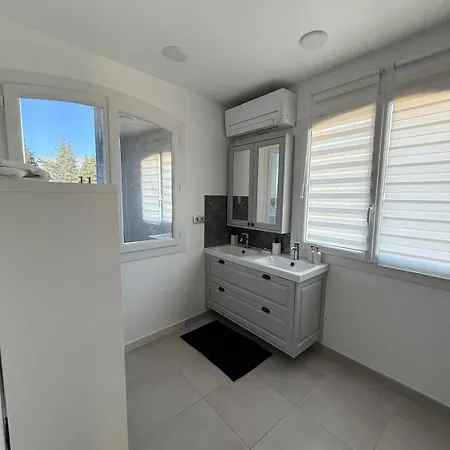 Apartment Cdc Stables